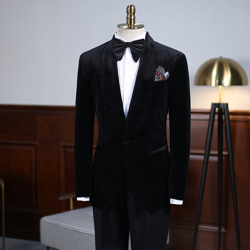 Black Velvet Tuxedo Jacket – Inspired by Men's Modern Suits for Wedding Plus Size